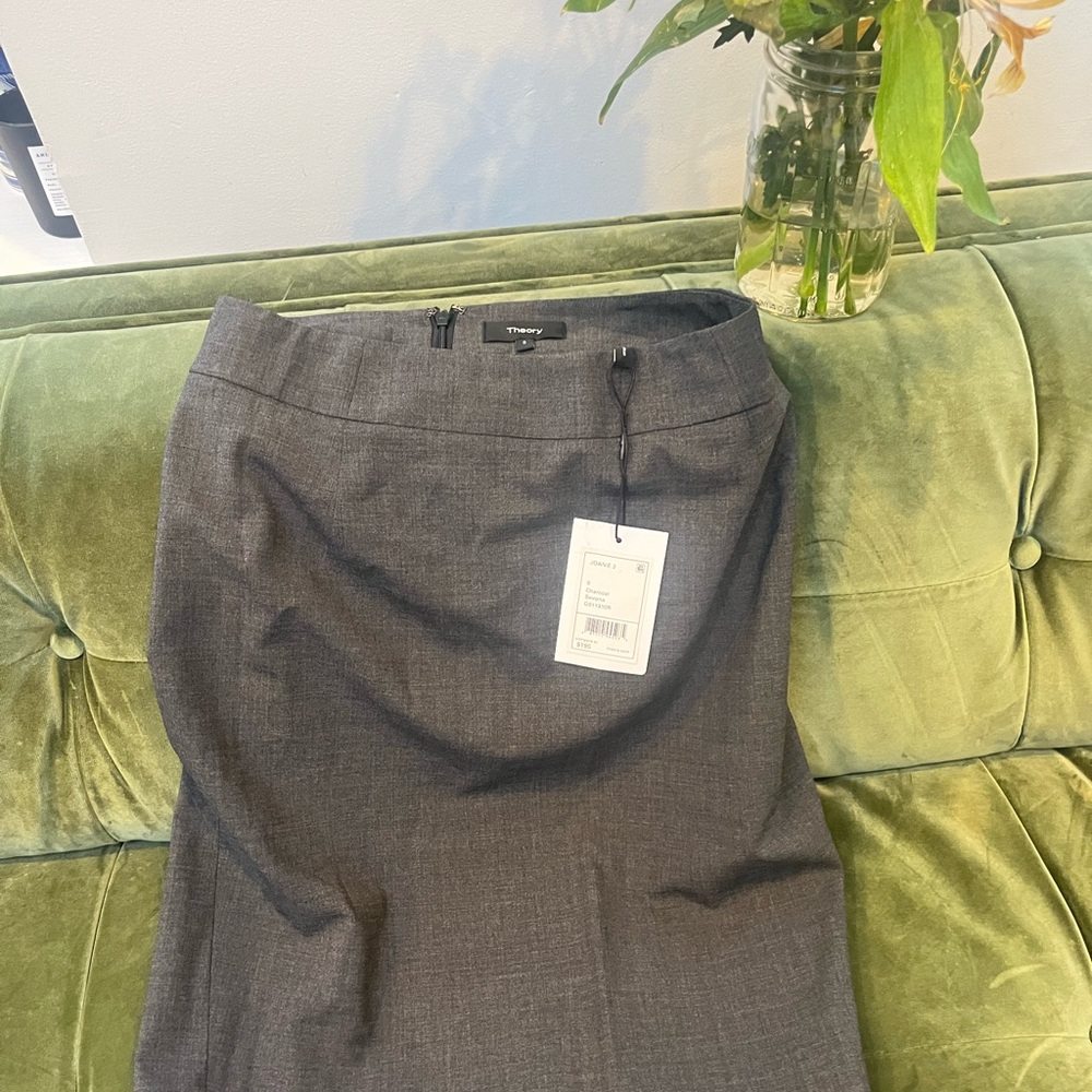 Theory Pencil Skirt - Grey